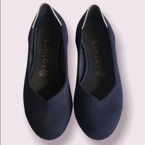 Rothy’s navy blue rounded-toe flats size 7.5